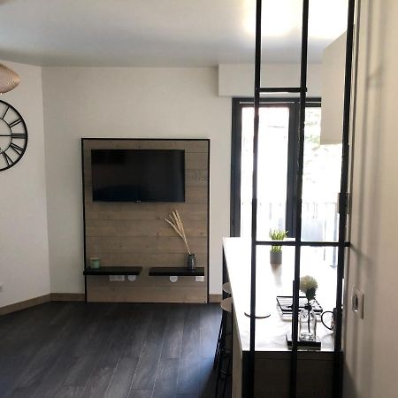Appartement Cosy Proche De La Gare Сен-Жан-дьо-Мориен Екстериор снимка