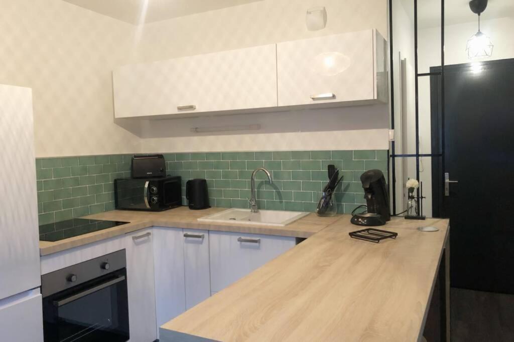 Appartement Cosy Proche De La Gare Сен-Жан-дьо-Мориен Екстериор снимка